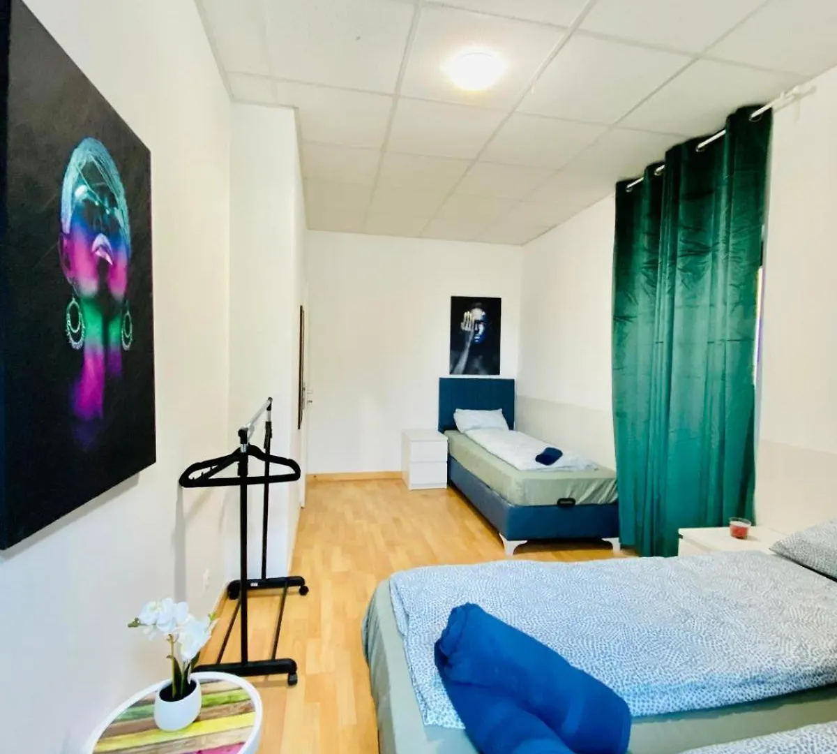 Elegant 3 Bedroom Shared Apt Convenient City Access Vienna Austria
