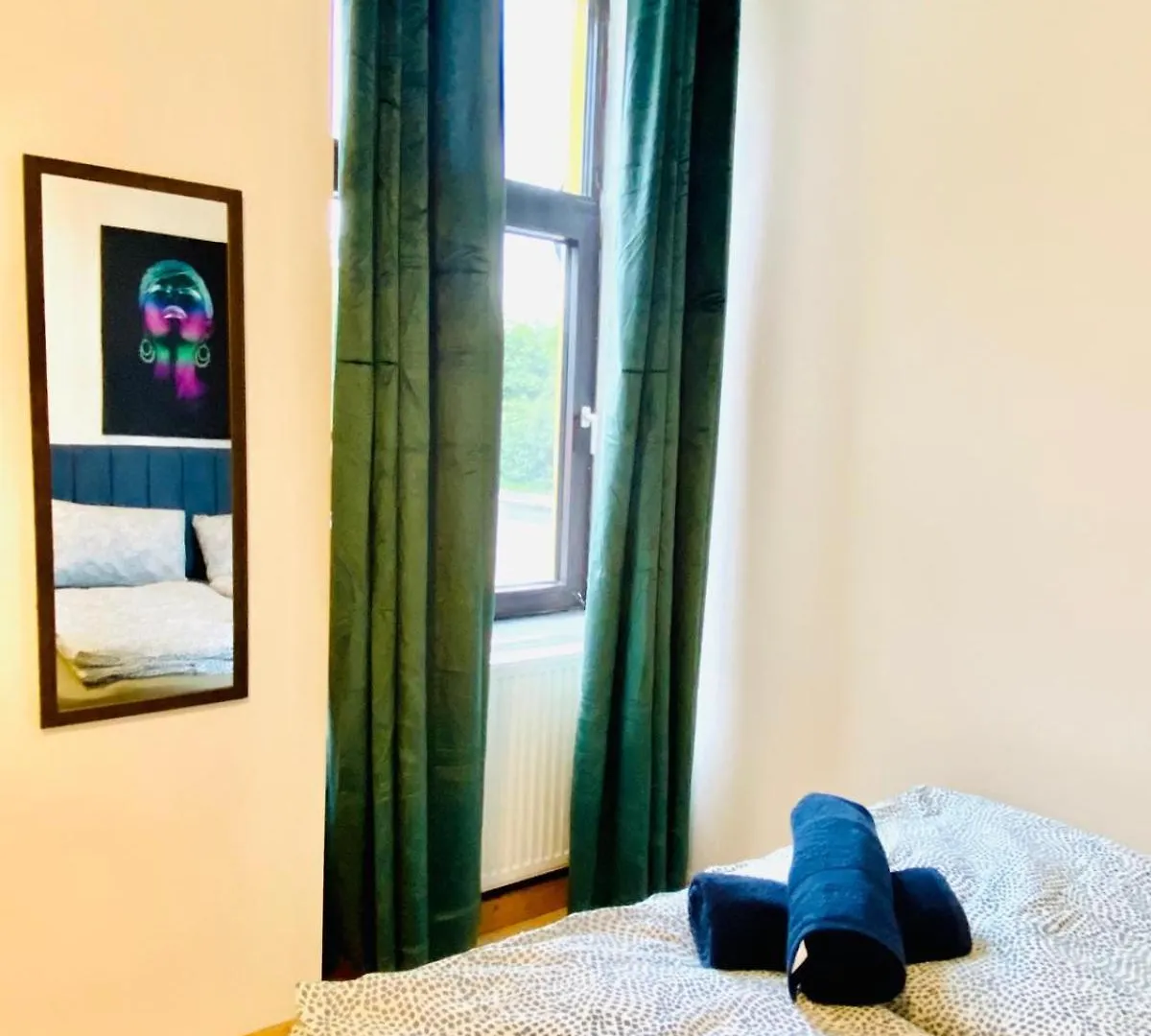 Apartment Elegant 3 Bedroom Shared Apt Convenient City Access Vienna